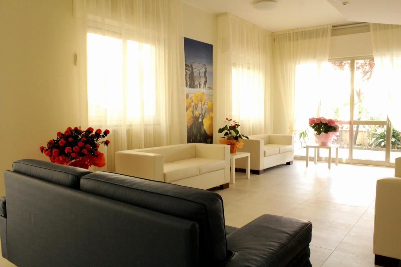 Hotel Clara Riccione Ngoại thất bức ảnh
