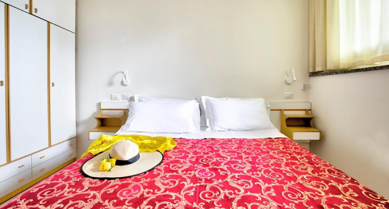Hotel Clara Riccione Ngoại thất bức ảnh